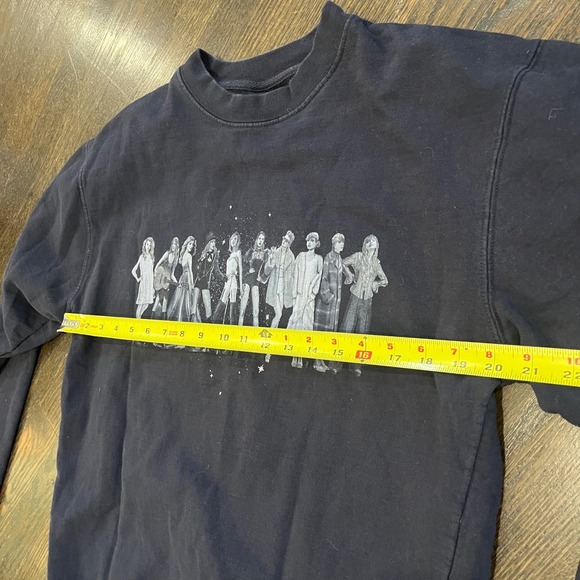 Taylor Swift Midnights Era Tour Crewneck Sweatshirt Blue Women's Large - Picture 7 of 7